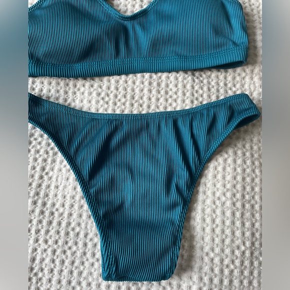 Teal Ribbed Bikini Set - Picture 4 of 8